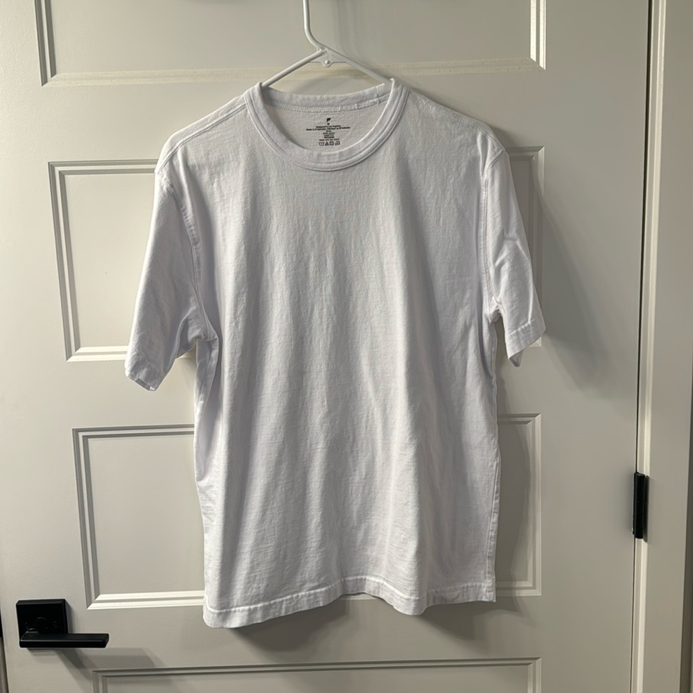 Mens Fabletics T-Shirt, Size Medium, White